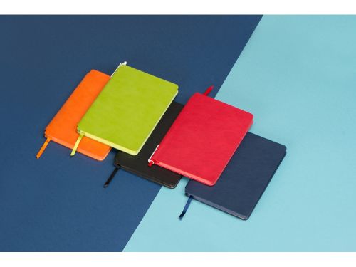 Блокнот Notepeno 130x205 мм с тонированными линованными страницами, темно-синий